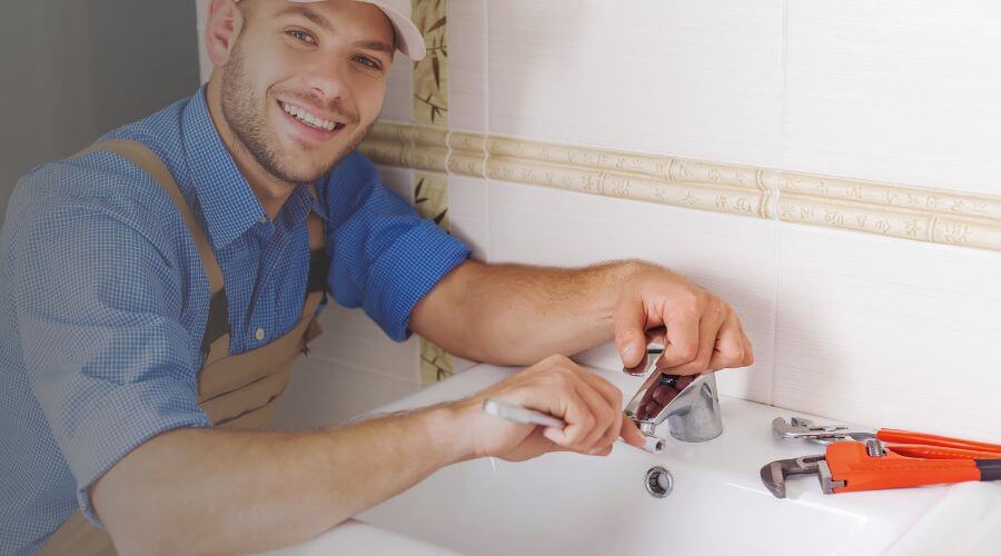 Handle or spout repair in Paulina, LA